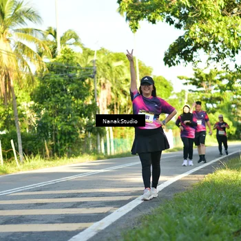 Runner Photo 9308019