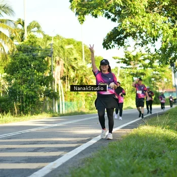 Runner Photo 9308022