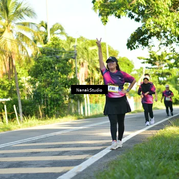 Runner Photo 9308023
