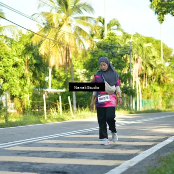 Runner Photo 9308035