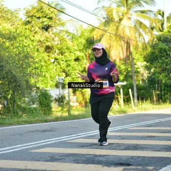 Runner Photo 9308045