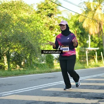 Runner Photo 9308046