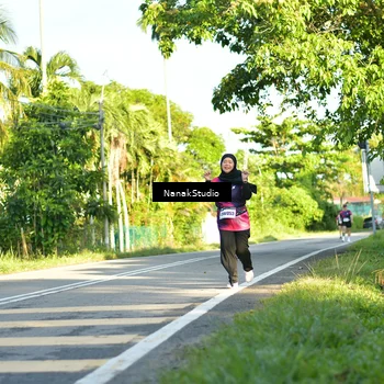 Runner Photo 9308063
