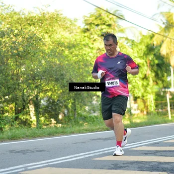 Runner Photo 9308105