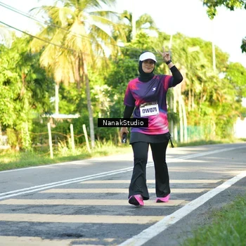 Runner Photo 9308116