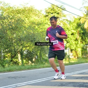 Runner Photo 9308117