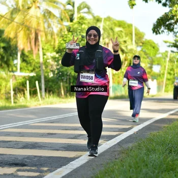 Runner Photo 9308230
