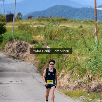 Runner Photo 93330