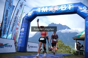 Runner Photo 96002