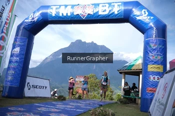 Runner Photo 96043