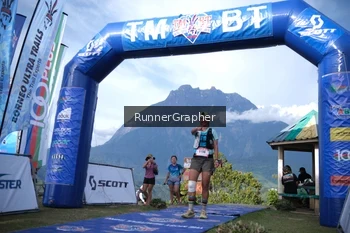 Runner Photo 96049