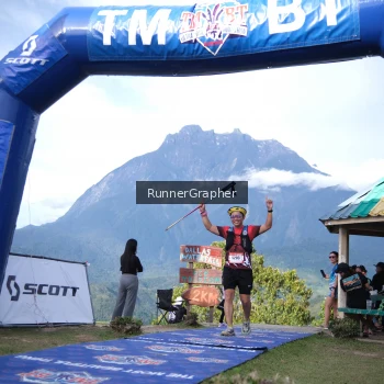 Runner Photo 96074