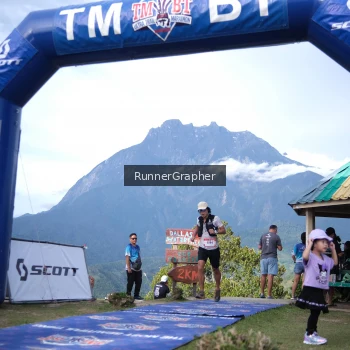 Runner Photo 96132