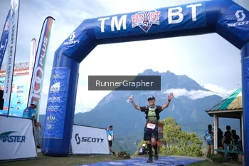 Runner Photo 96149