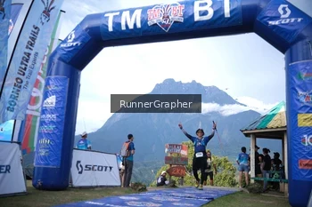 Runner Photo 96150