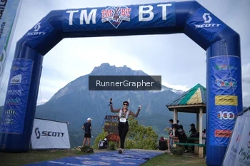 Runner Photo 96262