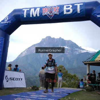 Runner Photo 96310