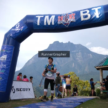 Runner Photo 96500