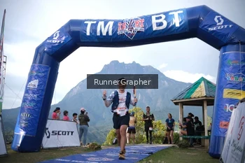 Runner Photo 96516