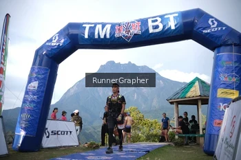 Runner Photo 96524