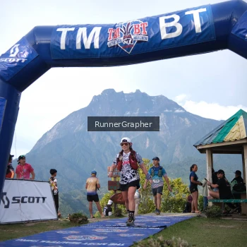 Runner Photo 96535