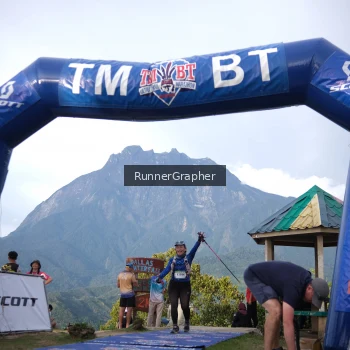 Runner Photo 96551