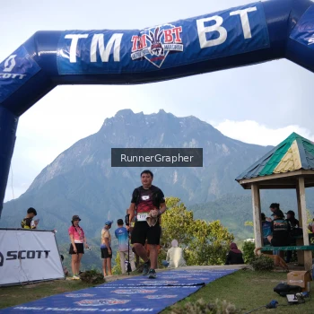 Runner Photo 96560