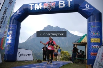 Runner Photo 96591