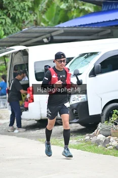 Runner Photo 96606