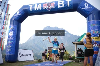 Runner Photo 96622