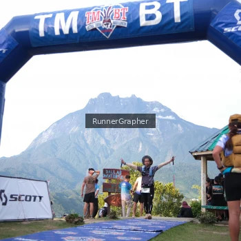 Runner Photo 96629