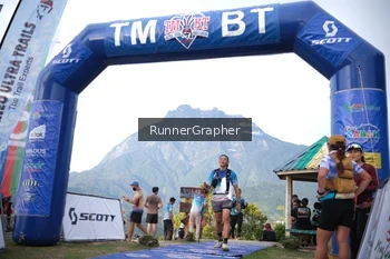 Runner Photo 96639