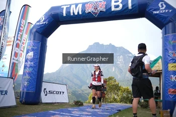 Runner Photo 96663