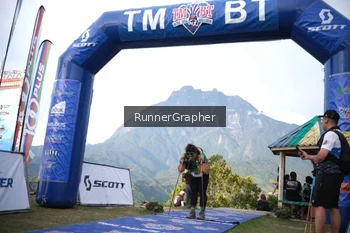 Runner Photo 96675