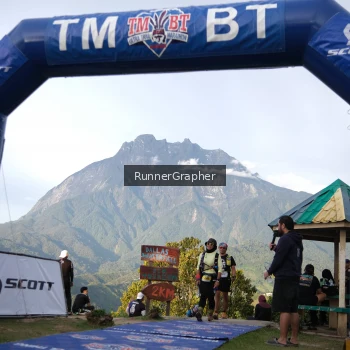 Runner Photo 96707