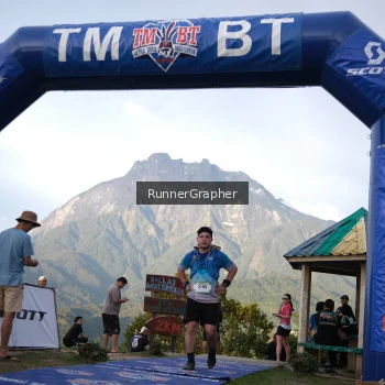 Runner Photo 96772