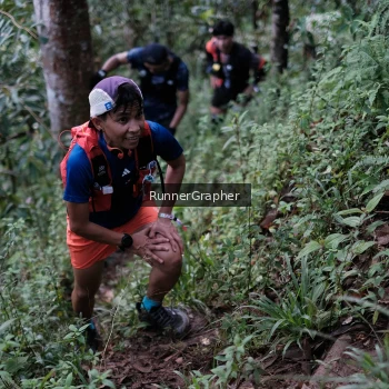 Runner Photo 98105