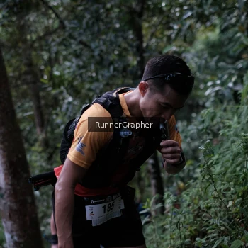 Runner Photo 98325