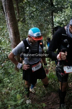 Runner Photo 99540